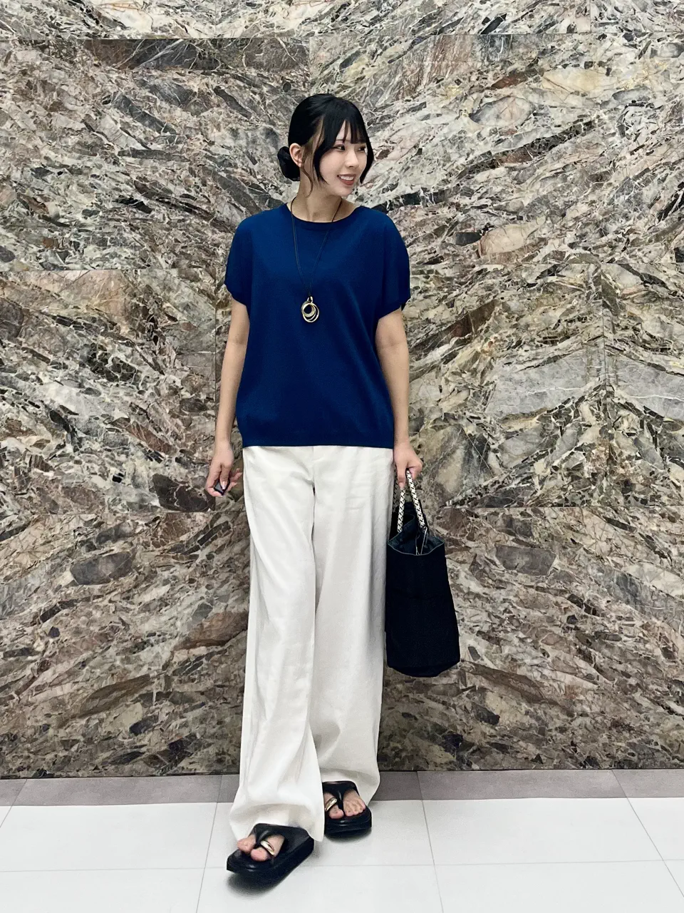 23区 吉野 コーディネート画像