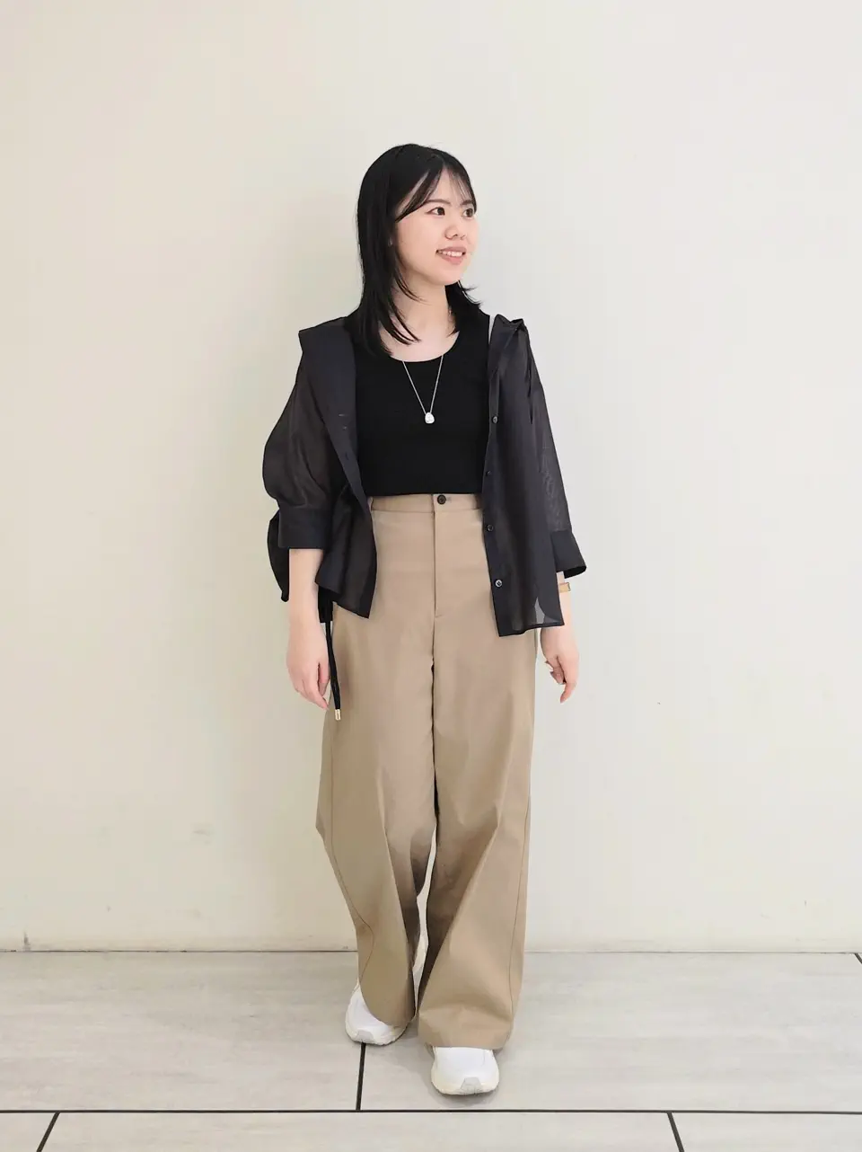 23区 S 百瀬 コーディネート画像