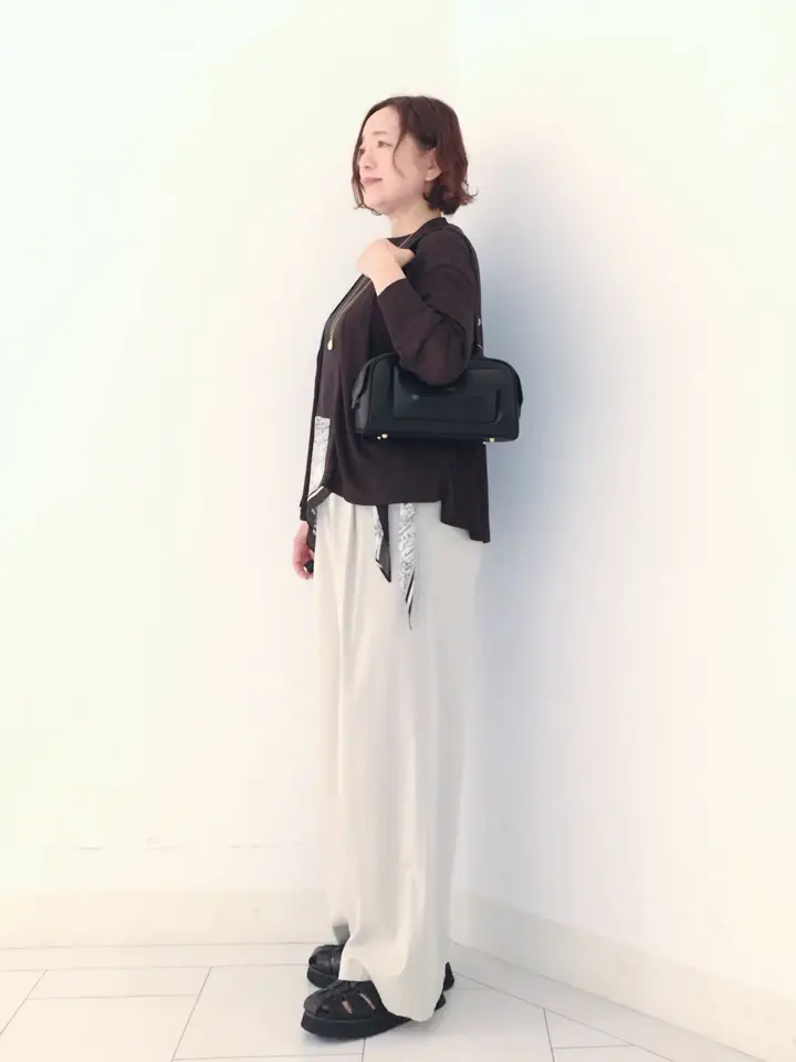 23区 ナオミ コーディネート画像
