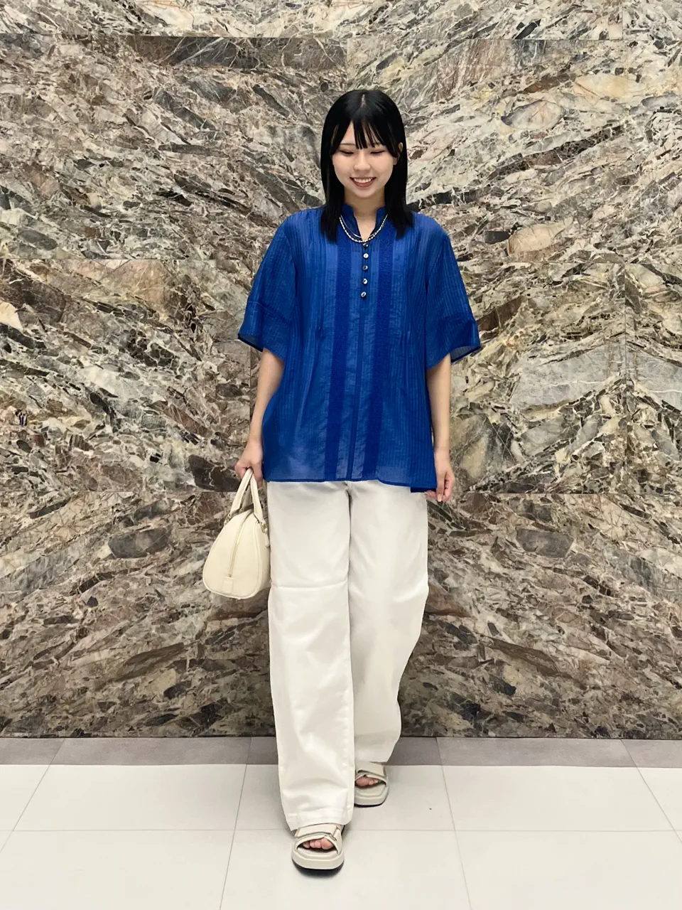  吉野 コーディネート画像