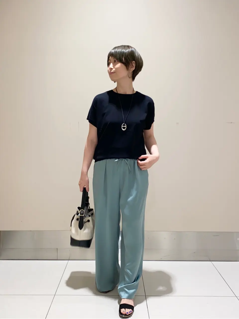  内海 コーディネート画像