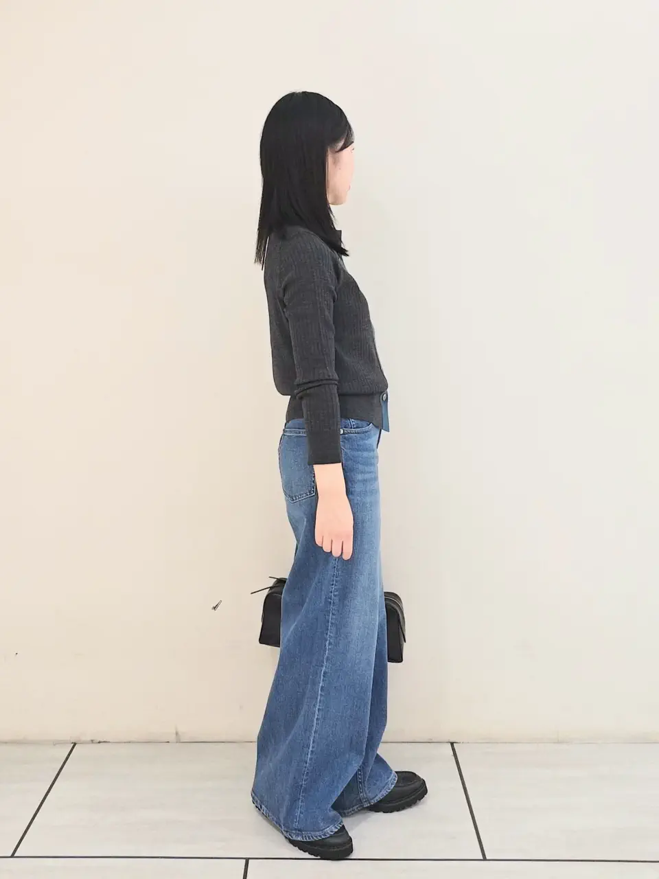 23区 S 百瀬 コーディネート画像