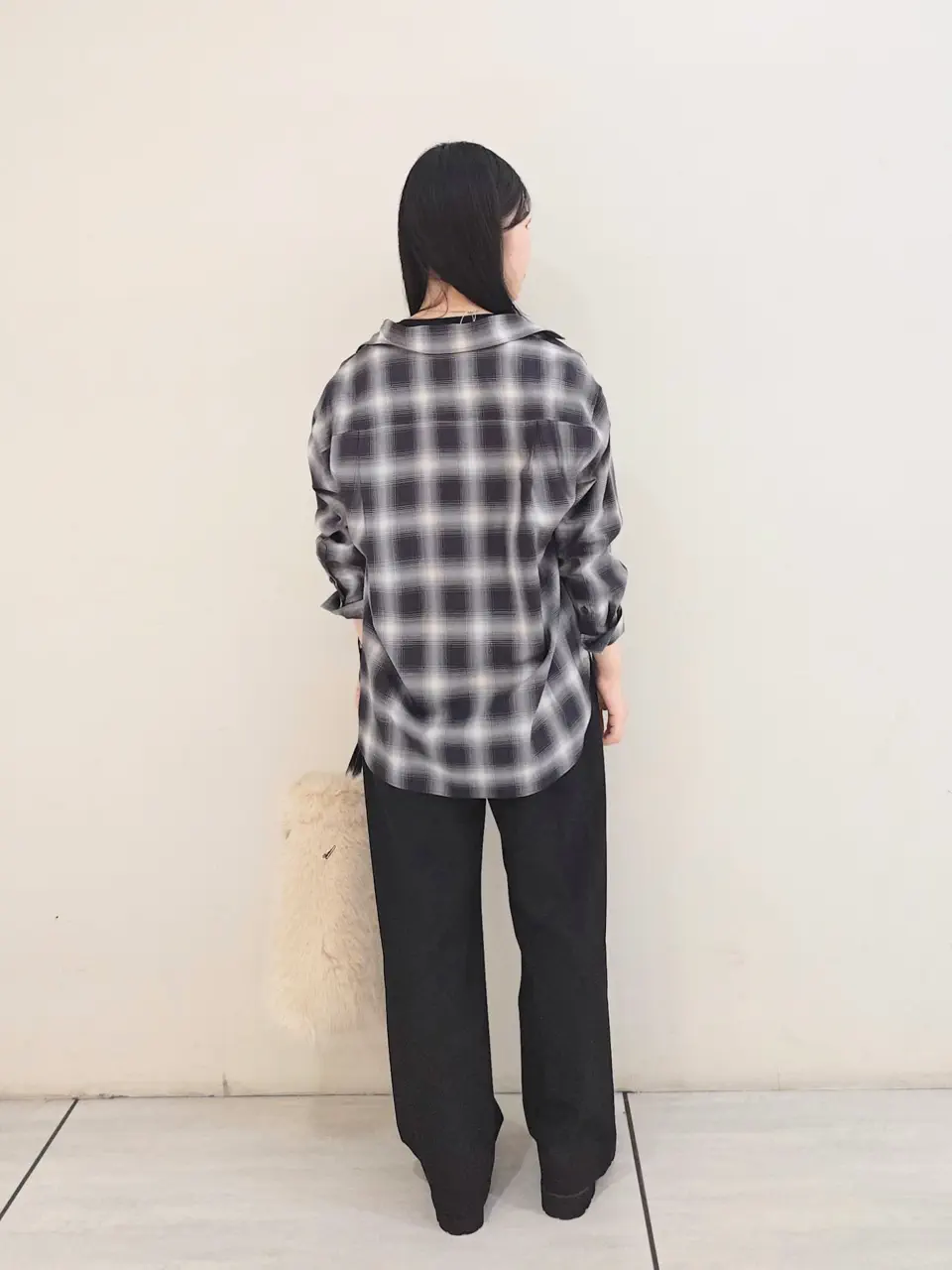 23区 S 百瀬 コーディネート画像