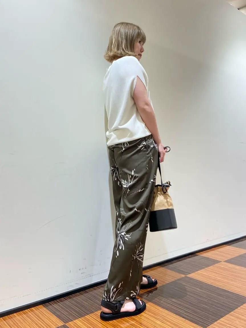 23区 S 深谷 コーディネート画像