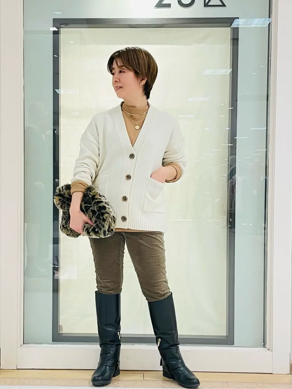  山川 コーディネート画像