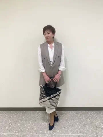 23区 S 塩谷美喜 コーディネート画像