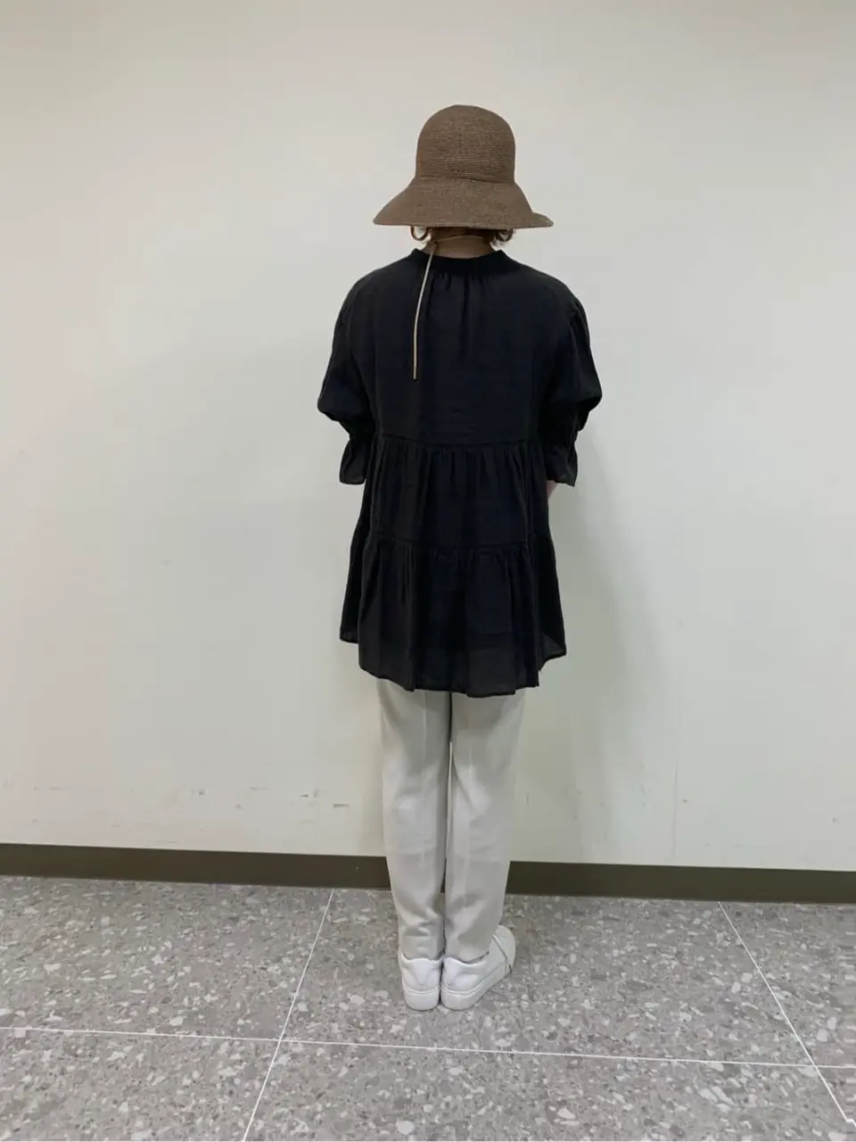 23区 S 塩谷美喜 コーディネート画像