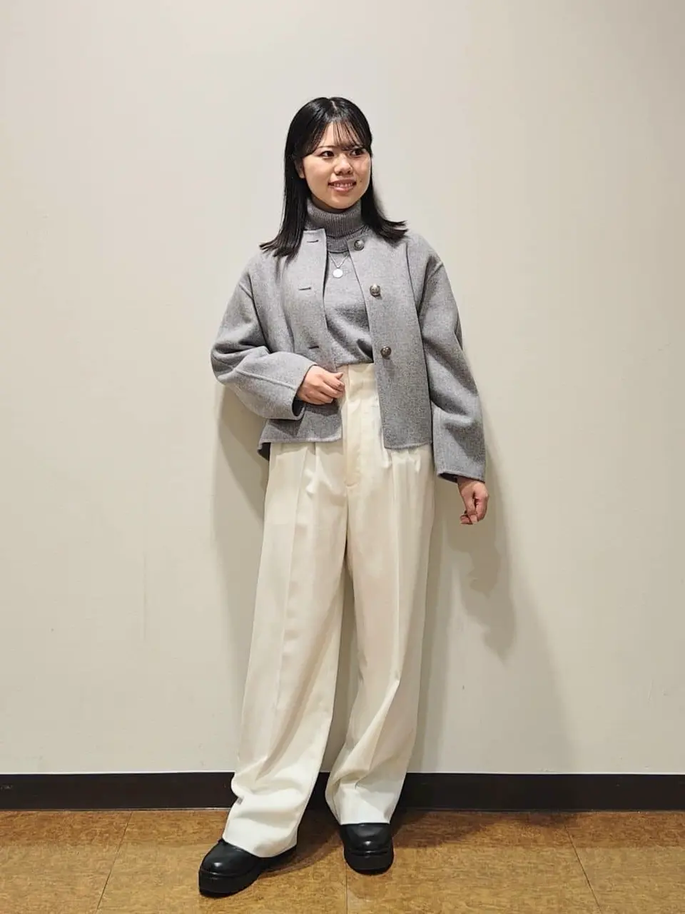 23区 S 百瀬 コーディネート画像