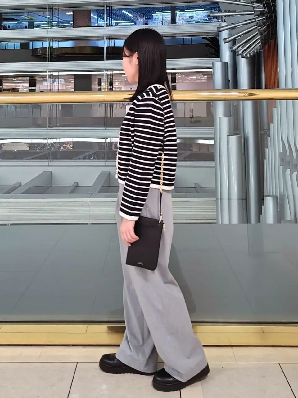 23区 S 百瀬 コーディネート画像