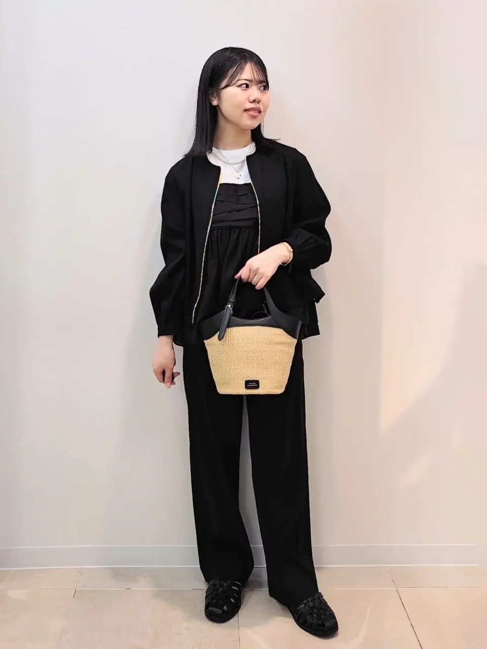 23区 S 百瀬 コーディネート画像