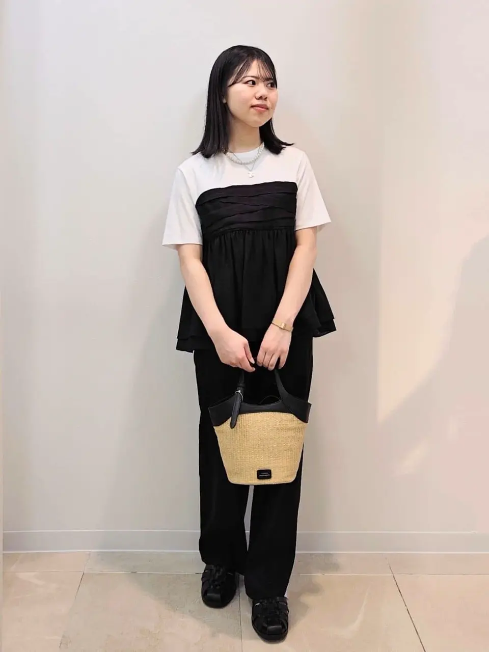 23区 S 百瀬 コーディネート画像