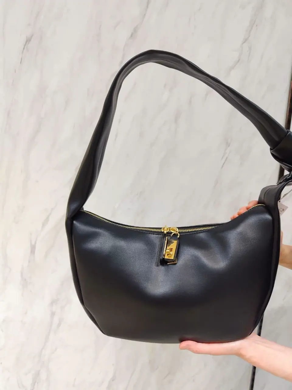 23区 S 岩下 コーディネート画像