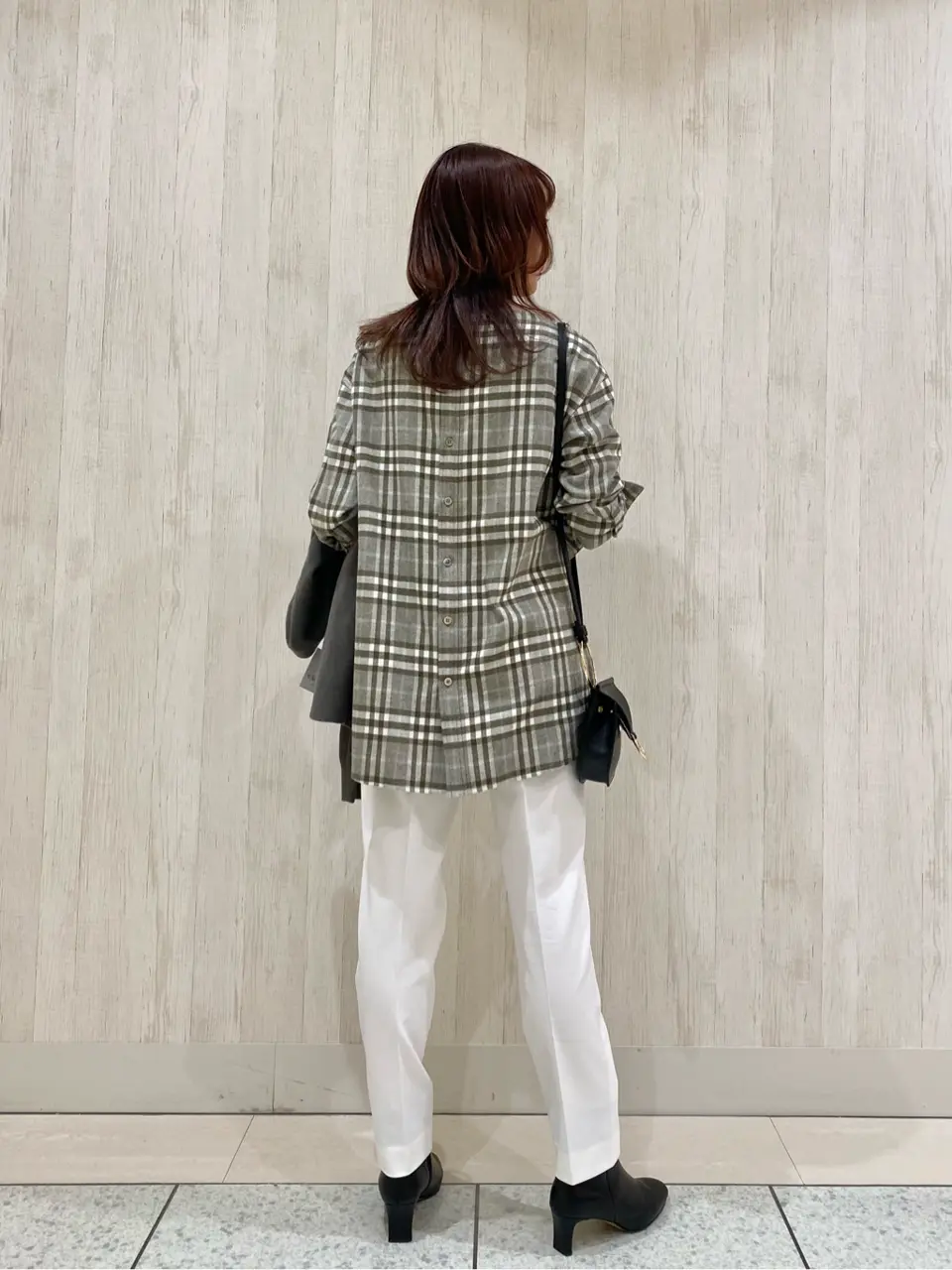 23区 Kanako コーディネート画像