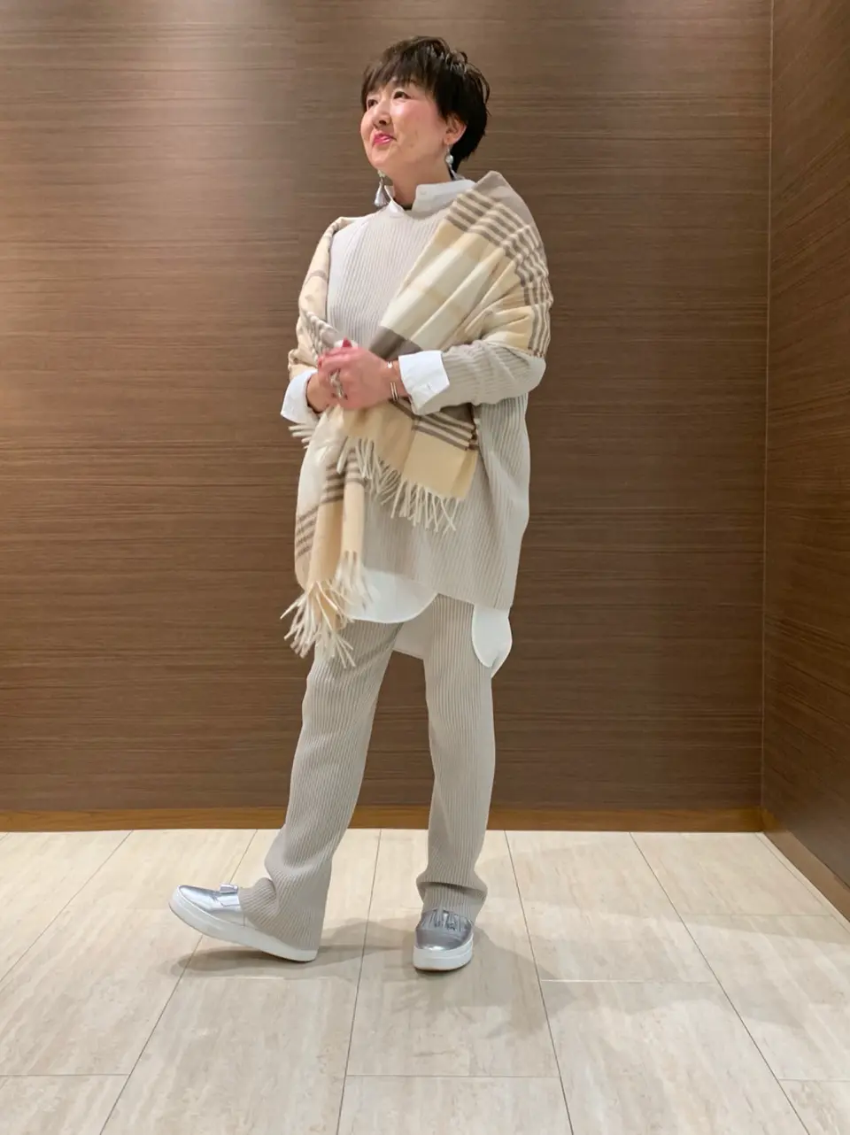 23区 塩谷美喜 コーディネート画像