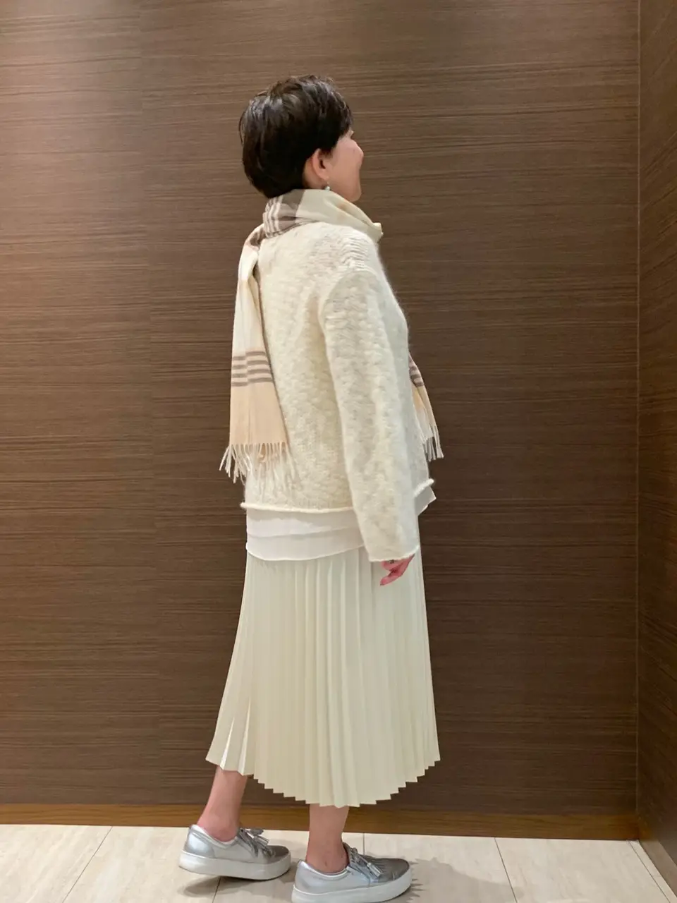 23区 塩谷美喜 コーディネート画像