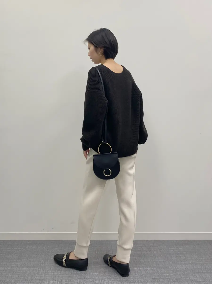 23区 板垣 コーディネート画像