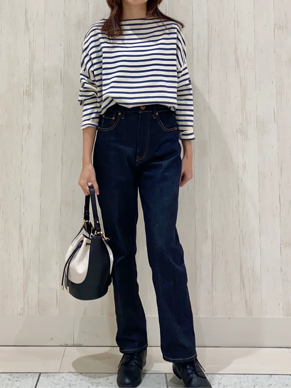 23区 Kanako コーディネート画像