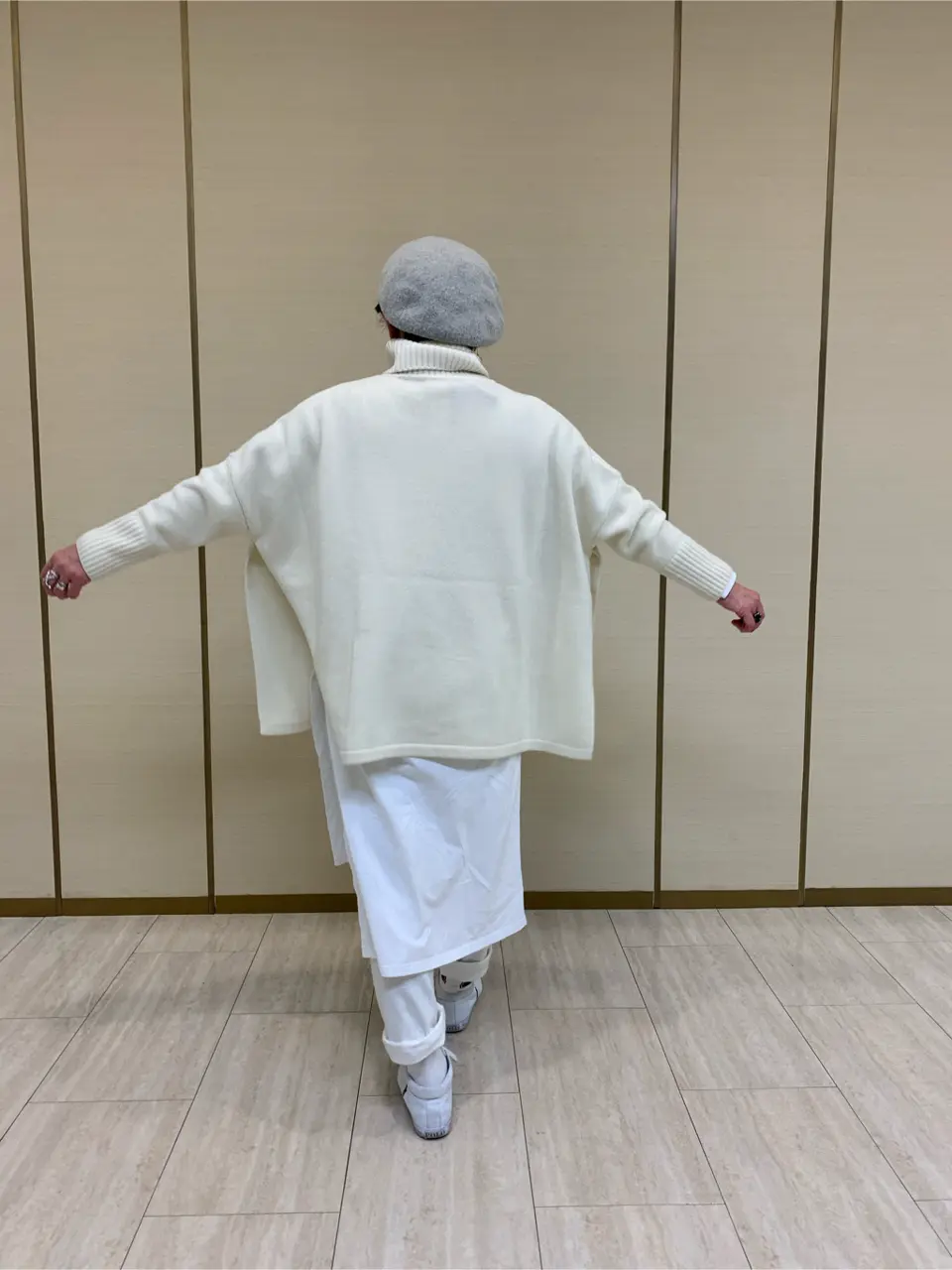 23区 塩谷美喜 コーディネート画像