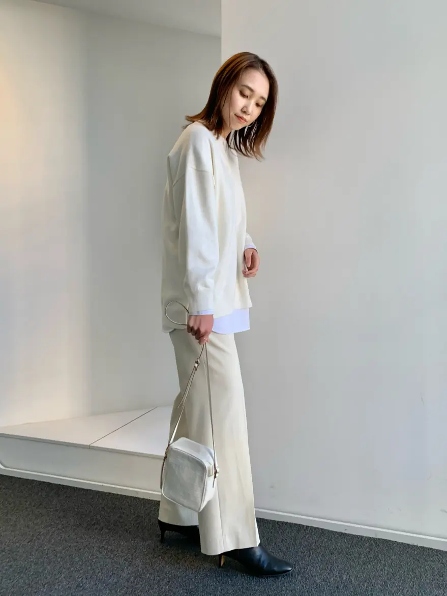 23区 秋葉 コーディネート画像