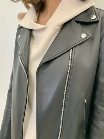 23区 秋葉 コーディネート画像