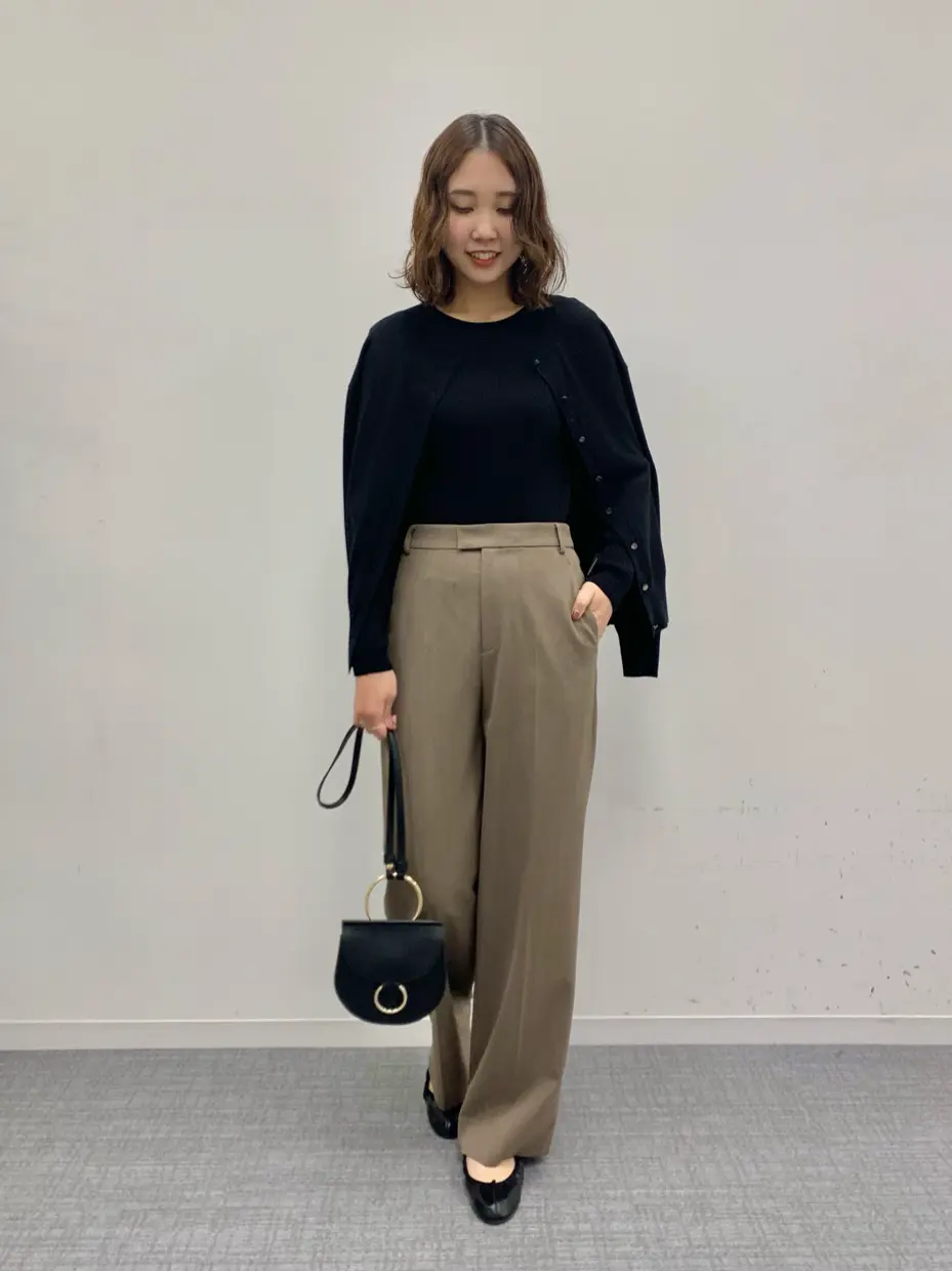 23区 秋葉 コーディネート画像