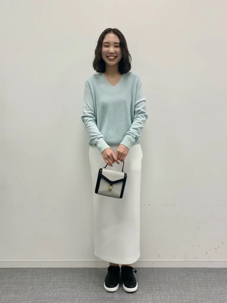  秋葉 コーディネート画像