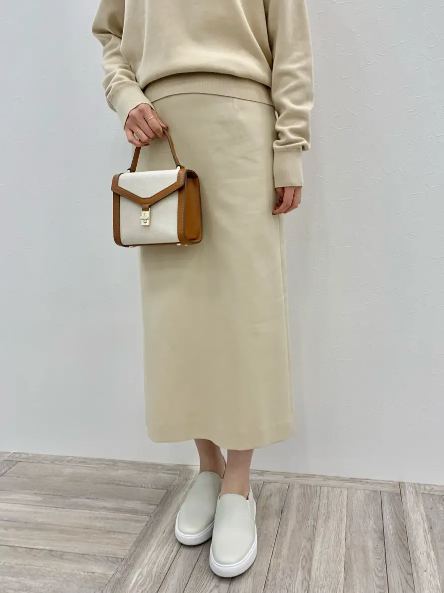 23区 秋葉 コーディネート画像