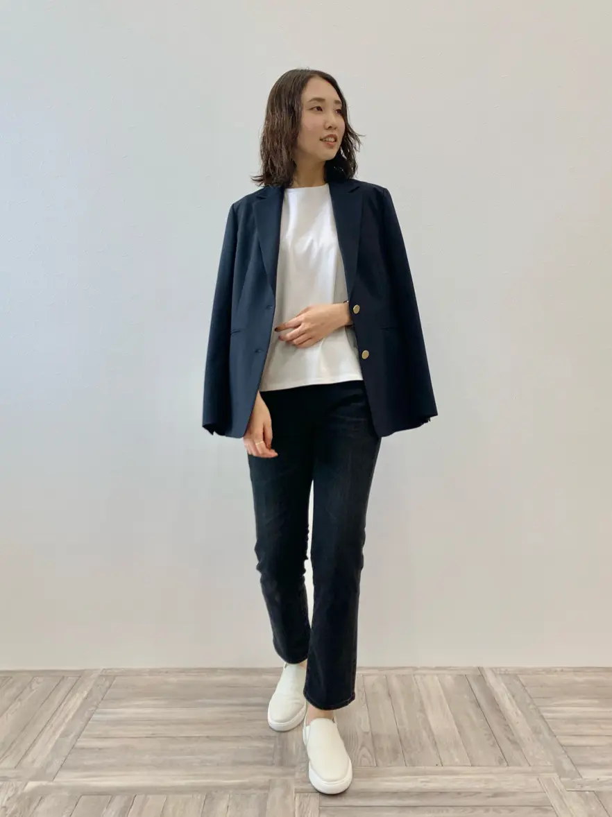  秋葉 コーディネート画像