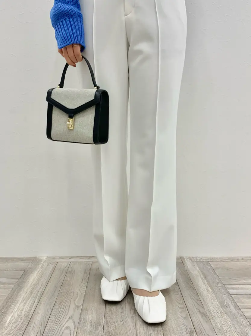 23区 秋葉 コーディネート画像