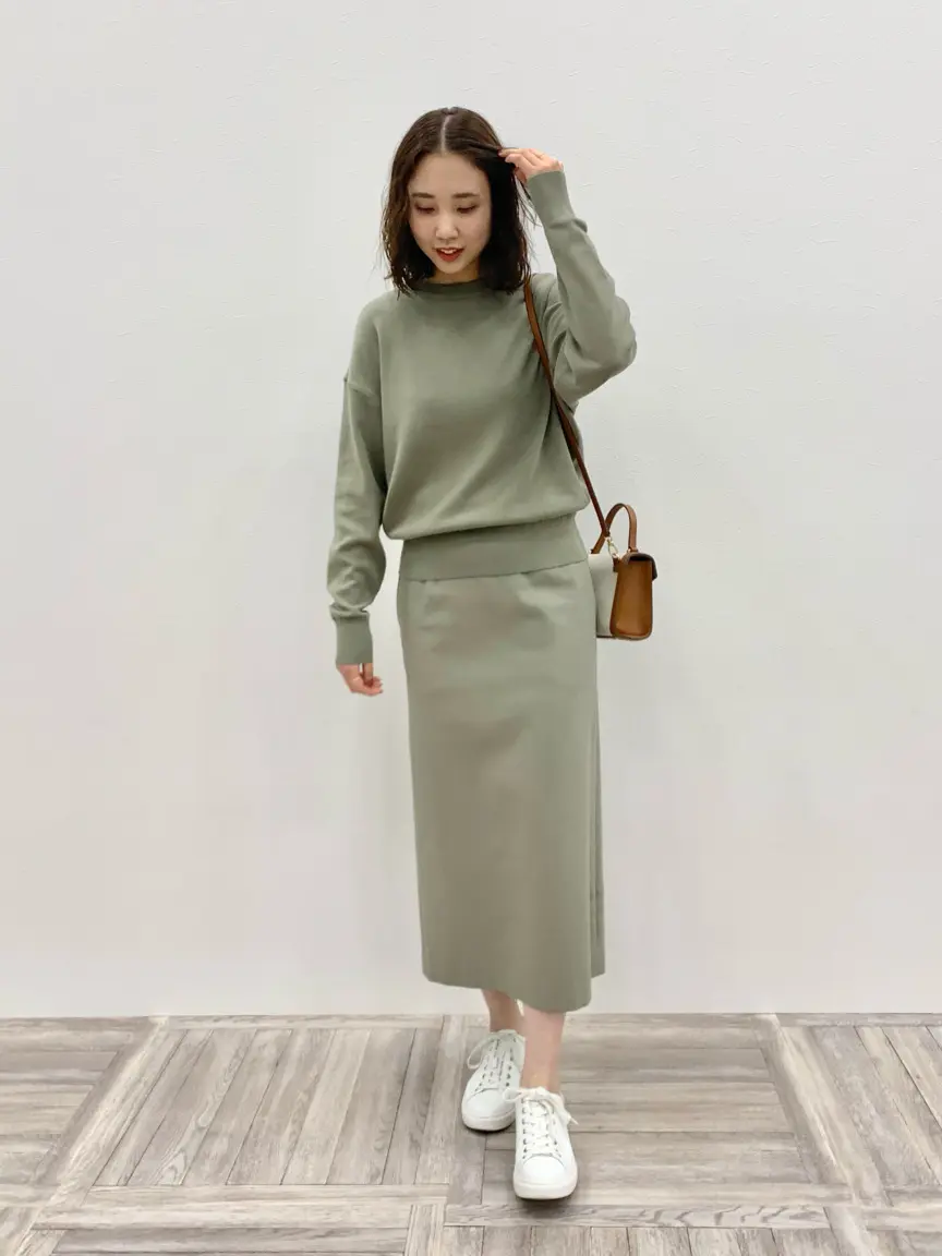  秋葉 コーディネート画像