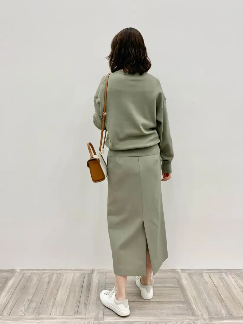 23区 秋葉 コーディネート画像