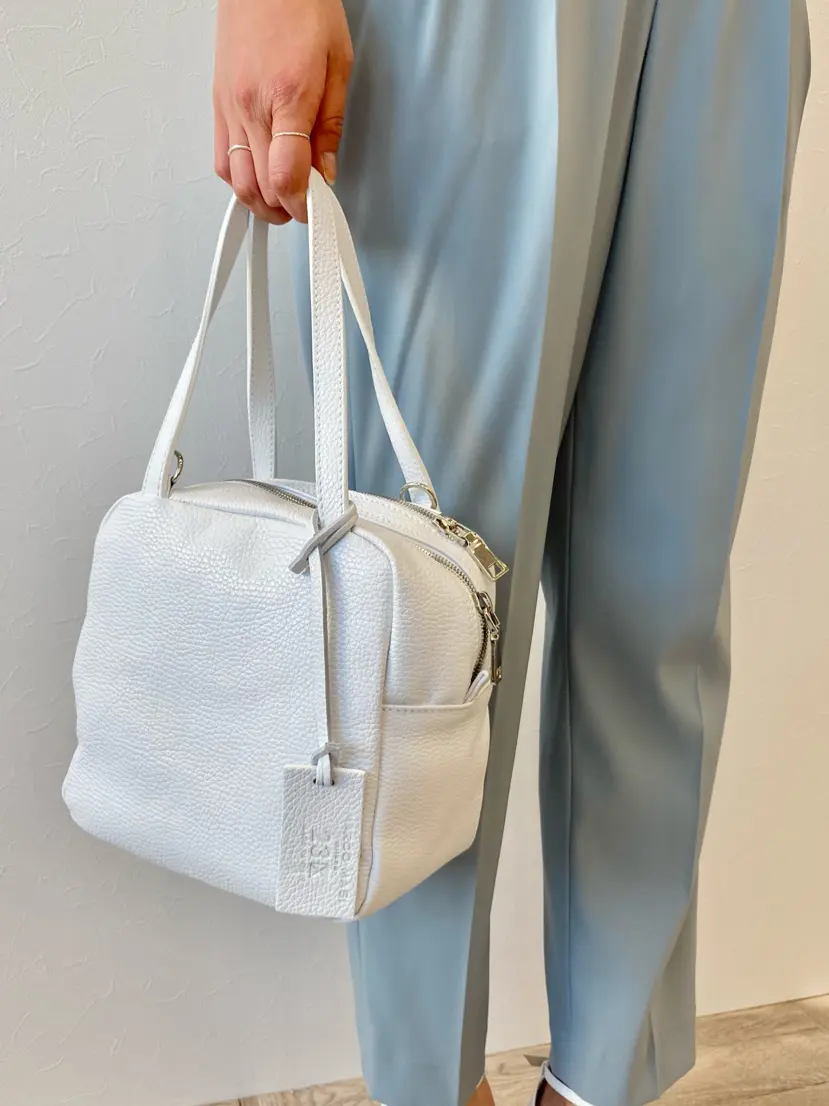 23区 秋葉 コーディネート画像