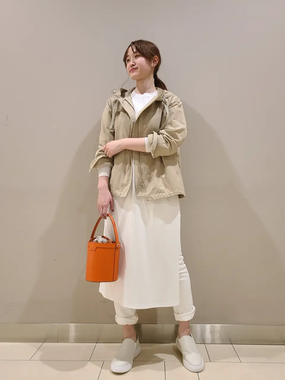  スタッフ. コーディネート画像