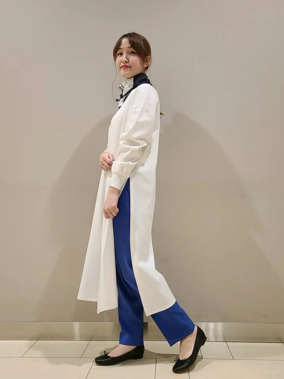  スタッフ. コーディネート画像