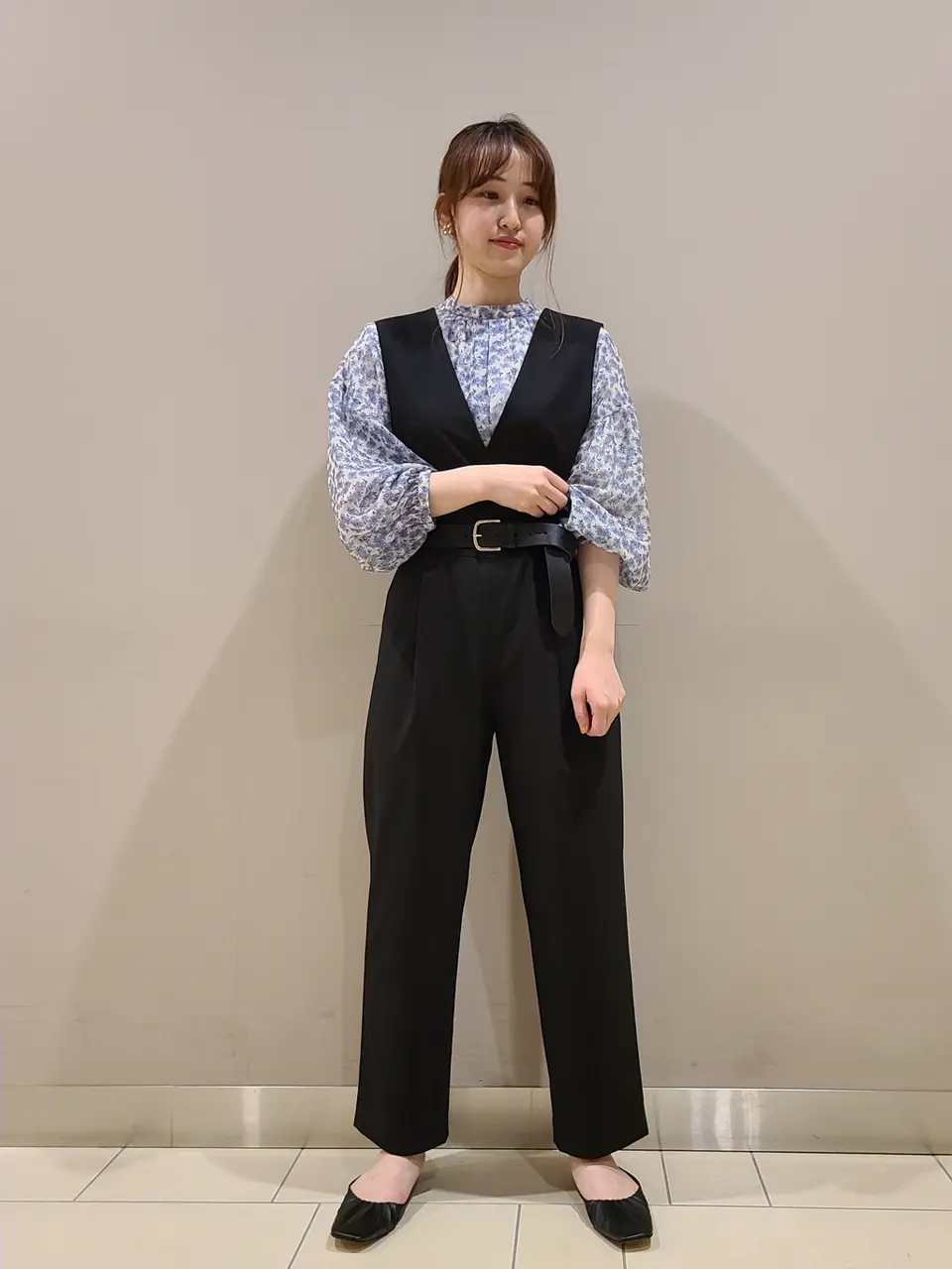  スタッフ. コーディネート画像