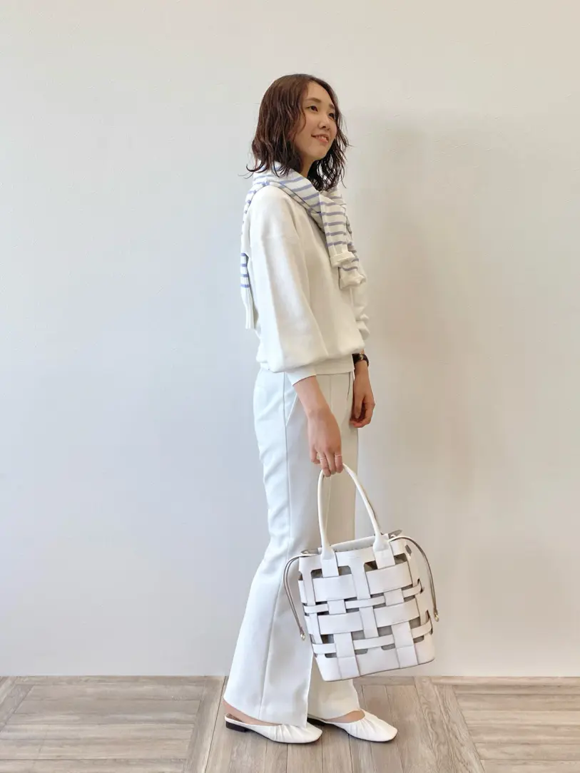 23区 秋葉 コーディネート画像