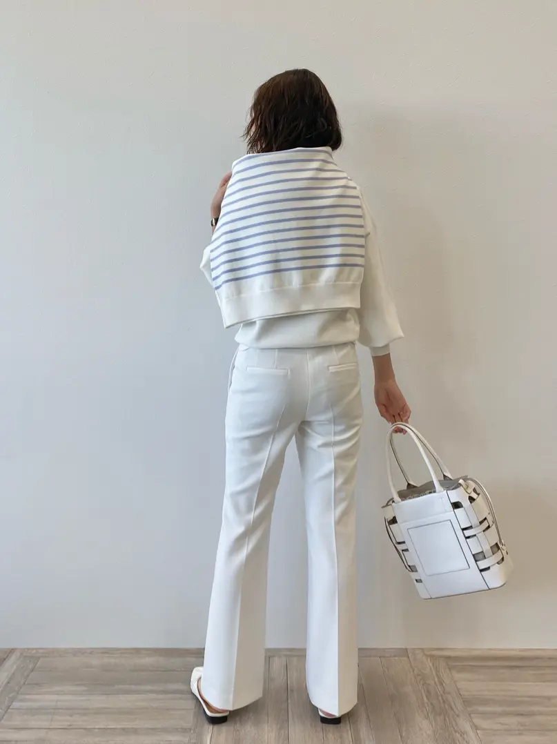 23区 秋葉 コーディネート画像