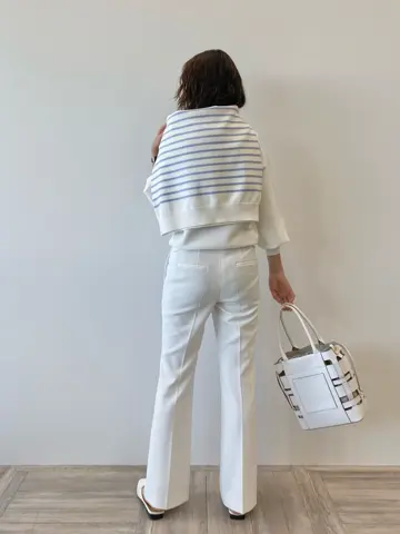 23区 秋葉 コーディネート画像