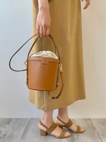 23区 秋葉 コーディネート画像