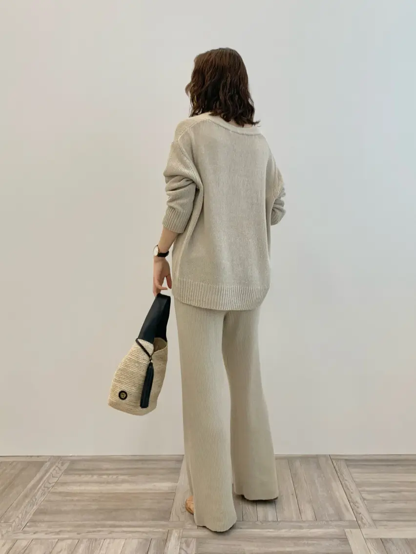 23区 秋葉 コーディネート画像