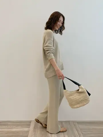 23区 秋葉 コーディネート画像