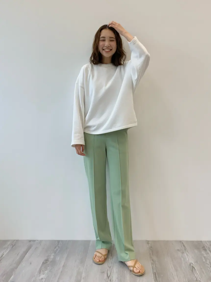  秋葉 コーディネート画像