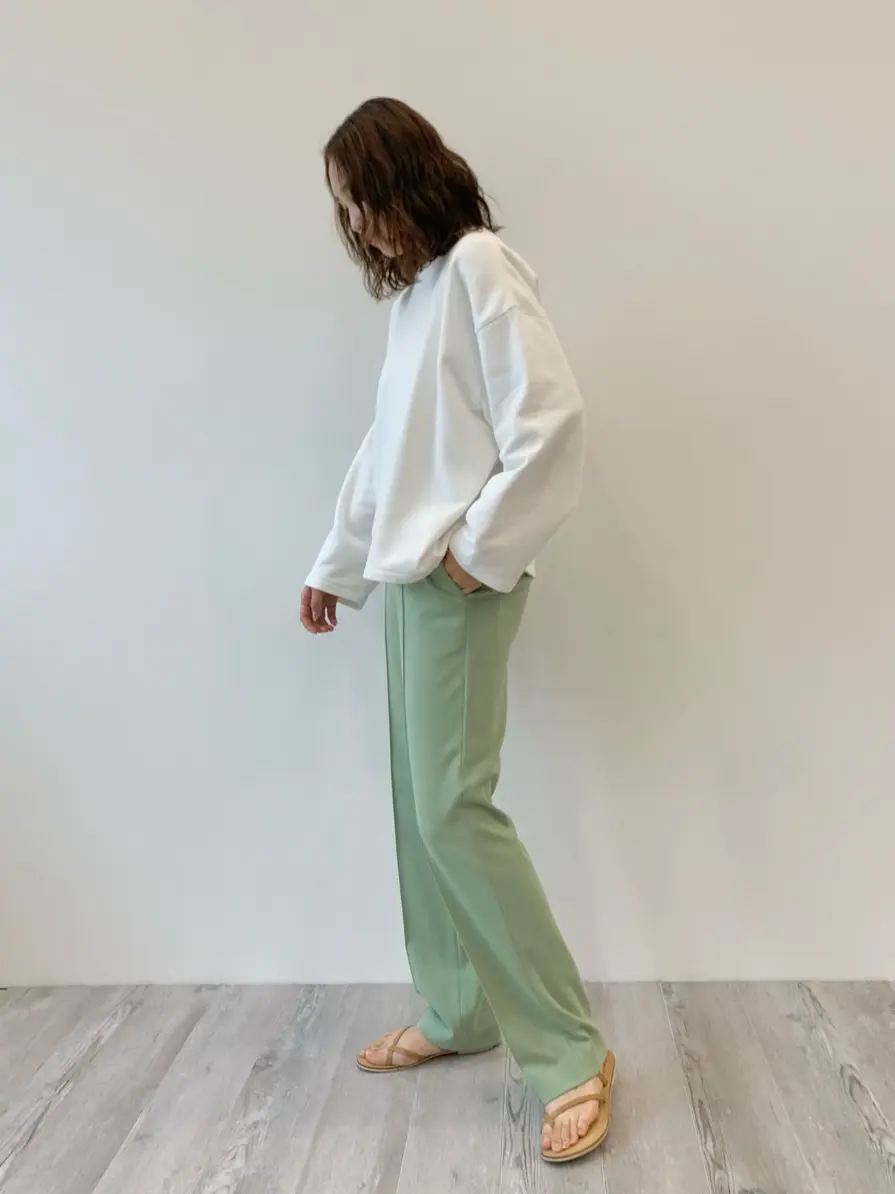 23区 秋葉 コーディネート画像