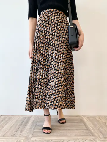 23区 板垣 コーディネート画像