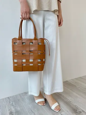 23区 秋葉 コーディネート画像