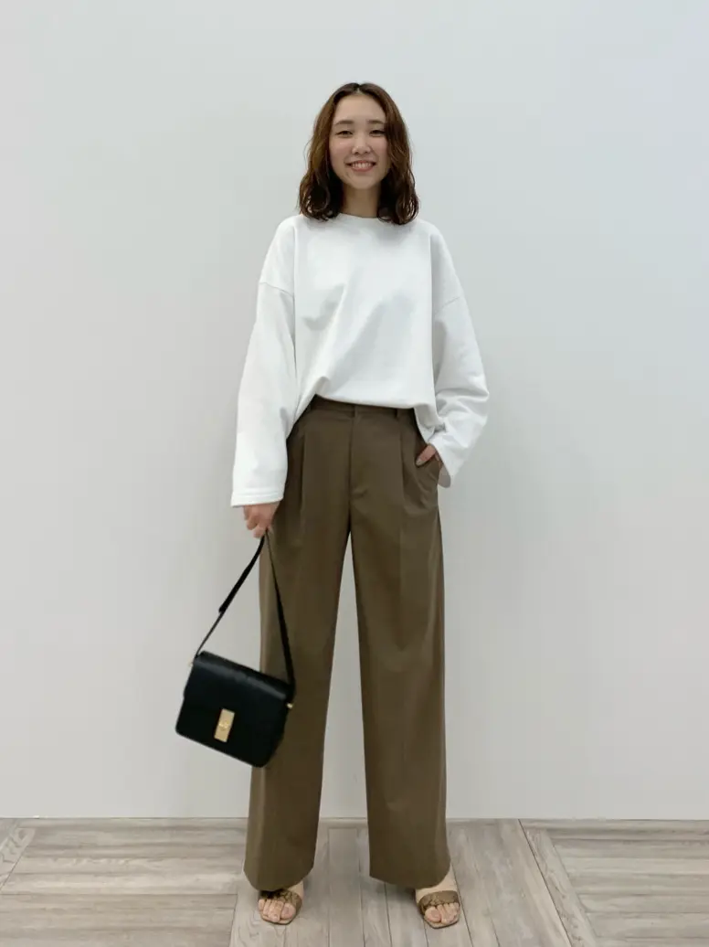  秋葉 コーディネート画像