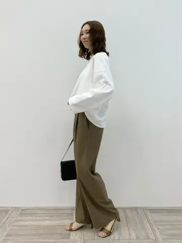 23区 秋葉 コーディネート画像