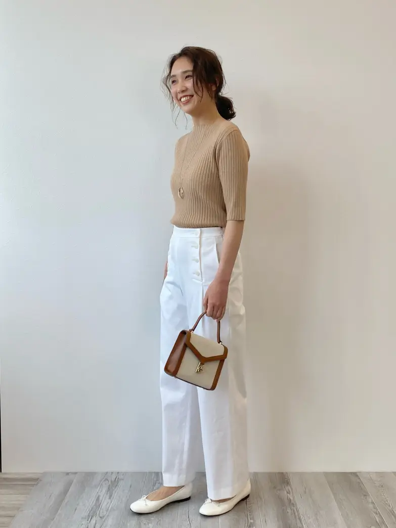 23区 秋葉 コーディネート画像