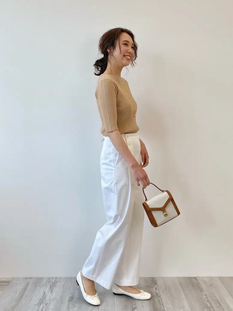 23区 秋葉 コーディネート画像