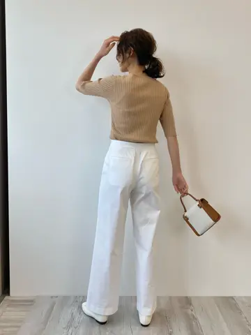 23区 秋葉 コーディネート画像